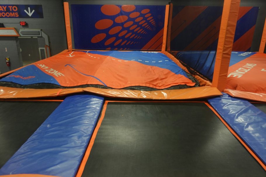 Sportgeräte Trampoline (Sportgeräte)